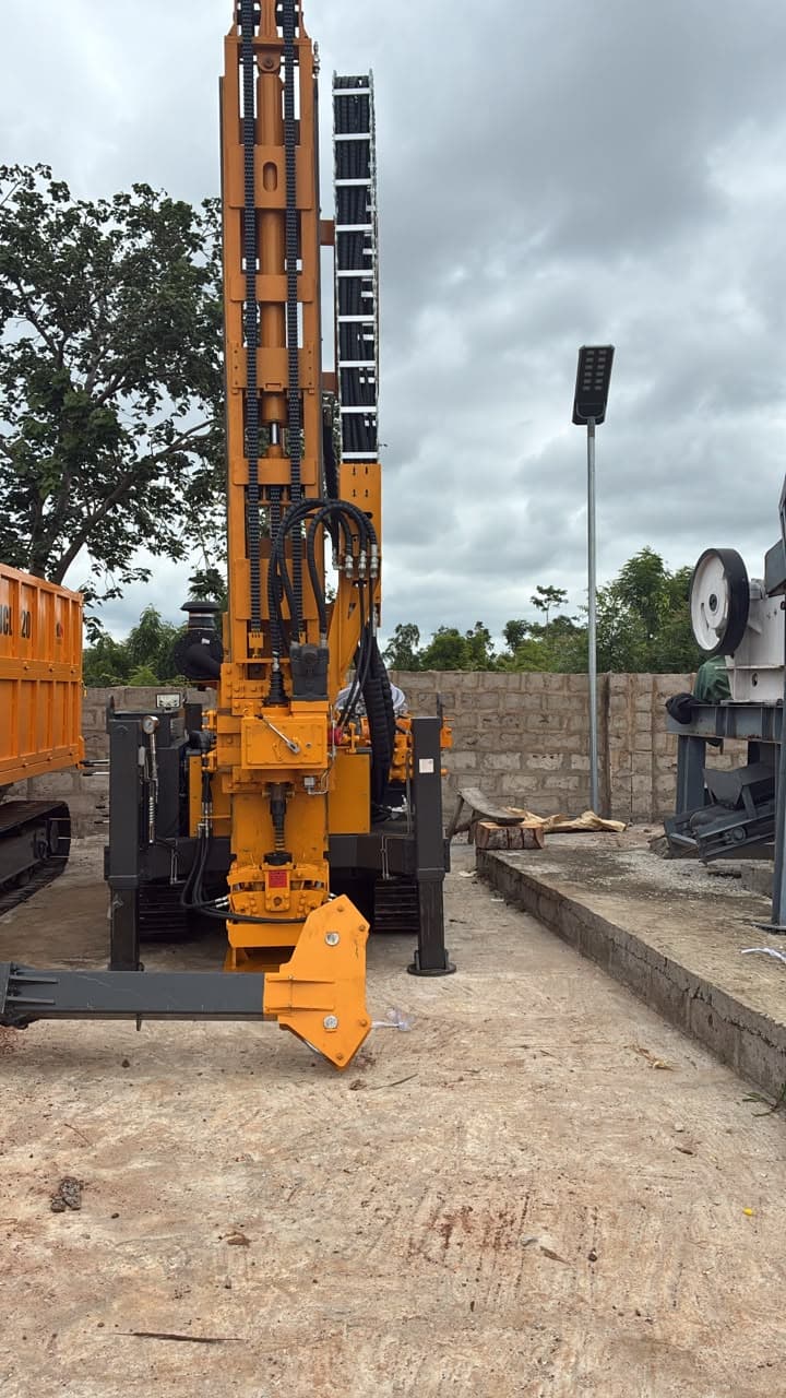 Drilling rig at a Bullcrest site